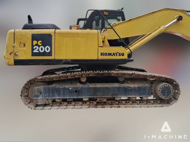 KOMATSU PC200-6