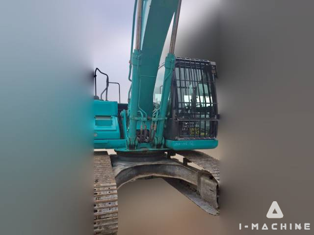 KOBELCO SK200-9