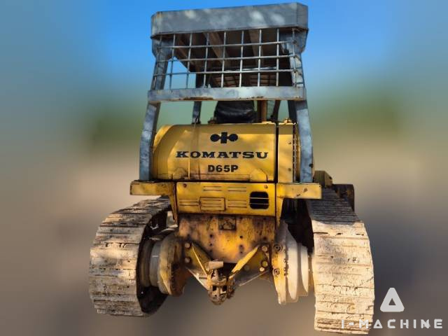KOMATSU D65P-6