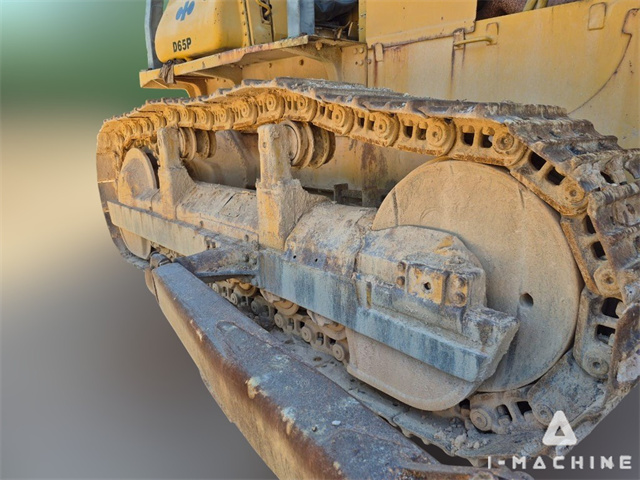 KOMATSU D65P-6