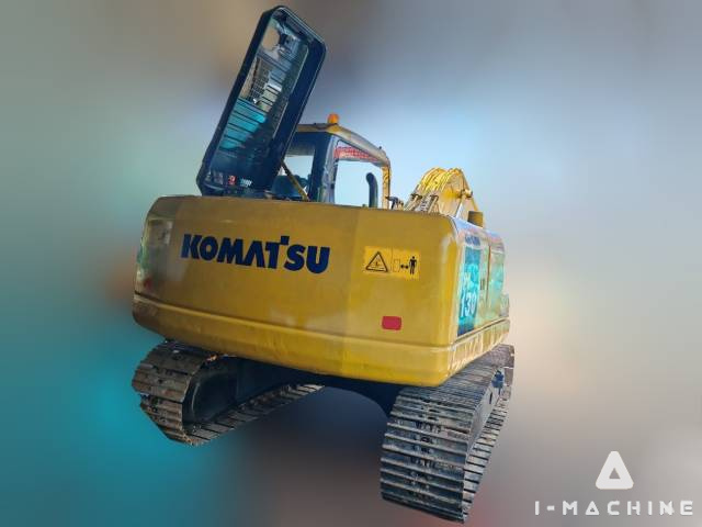 KOMATSU PC130-7