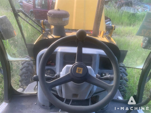 JCB 3DXS I