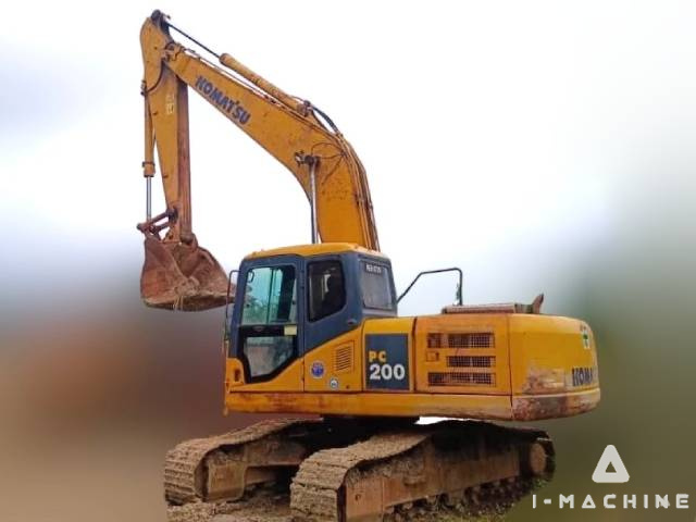 KOMATSU PC200-7