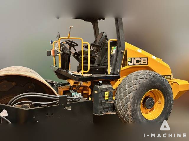 JCB 116D