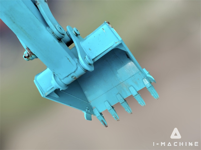 KOBELCO SK60-8