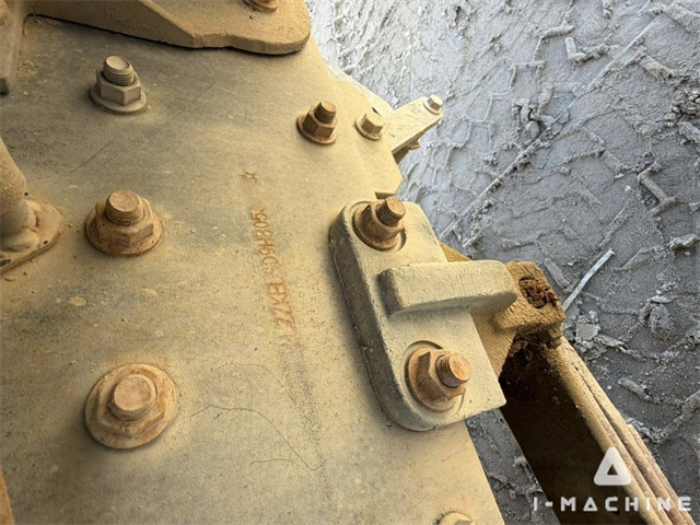 SINOTRUCK ZZ3259N384PB3