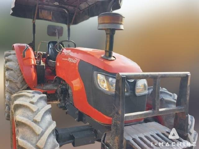 KUBOTA M9540