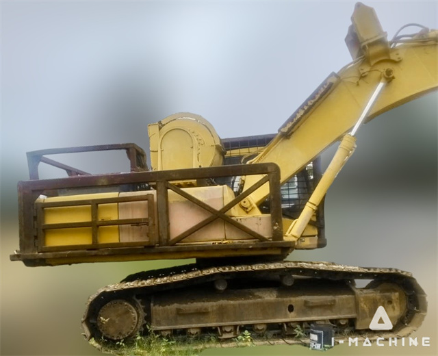KOMATSU PC300-7