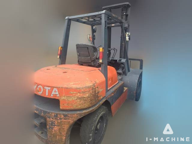 TOYOTA 02-6FD35