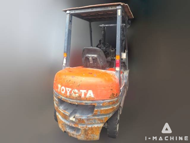TOYOTA 02-6FD25