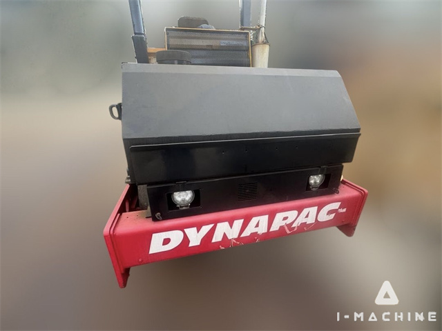 DYNAPAC CC211