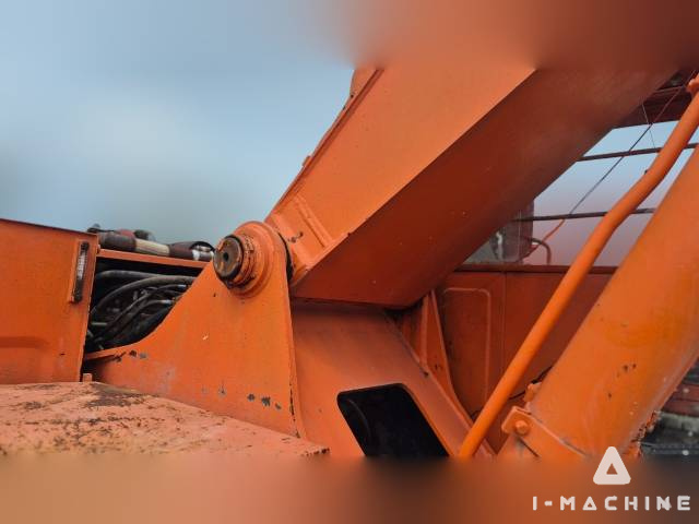 HITACHI EX200-1