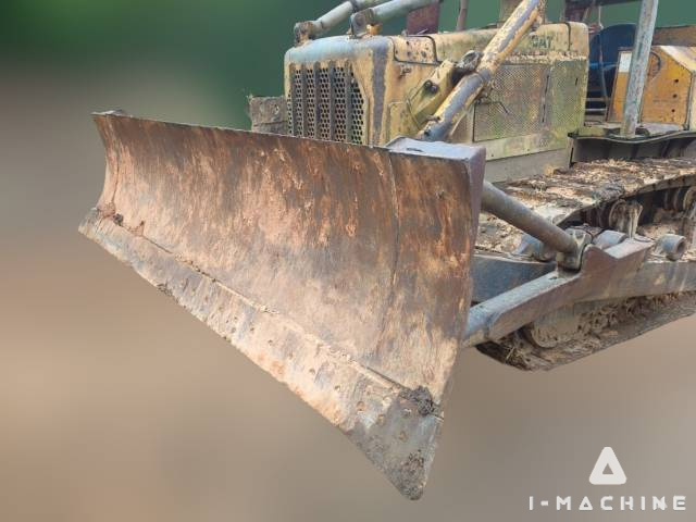 CATERPILLAR D6D