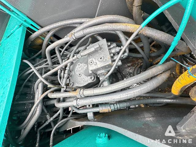 KOBELCO SK200-3