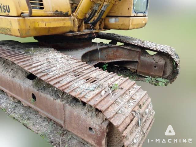 KOMATSU PC200-7