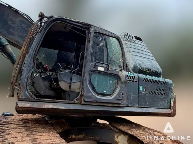 KOBELCO SK200-8