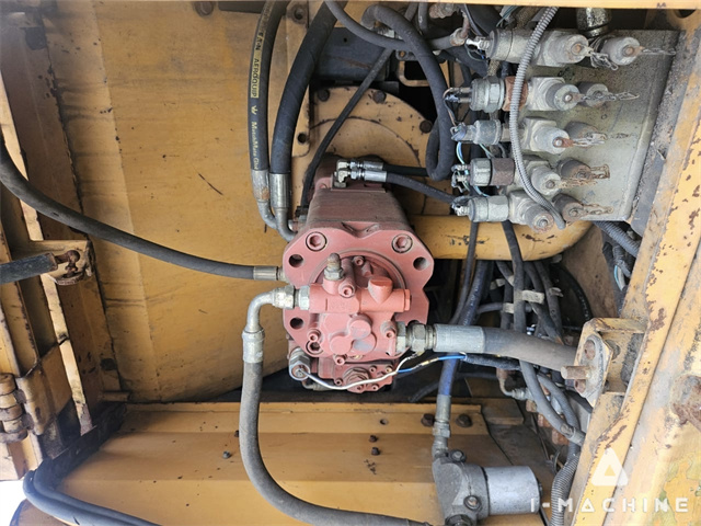 HYUNDAI ROBEX130W