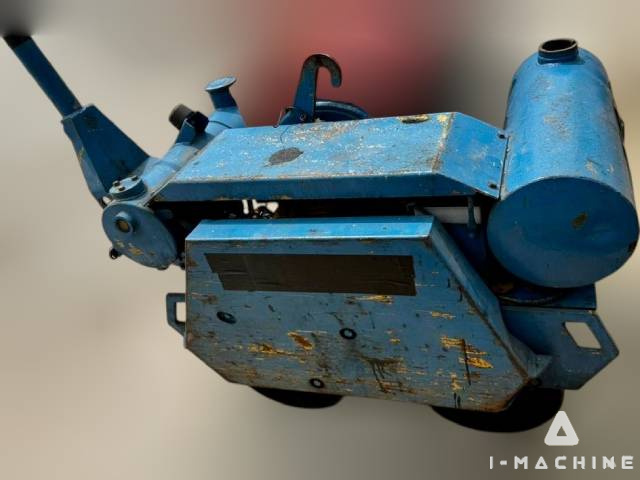 KOMATSU JV06