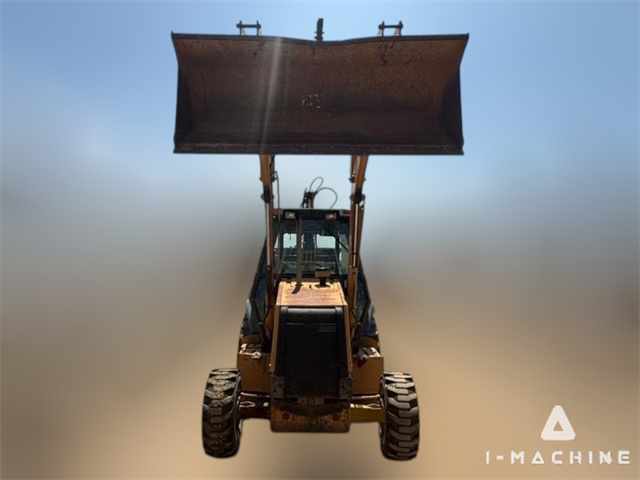 CASE 580 L2