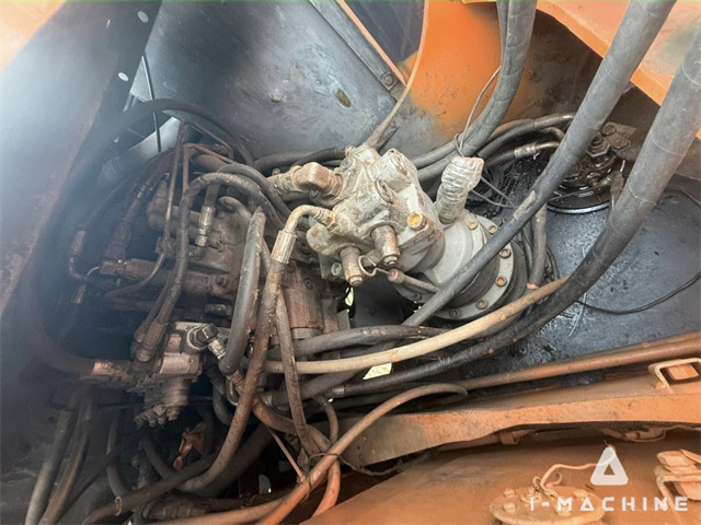 HITACHI EX120-5
