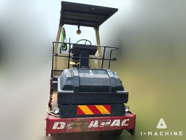 DYNAPAC CC211