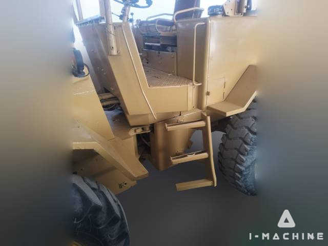 CATERPILLAR 920
